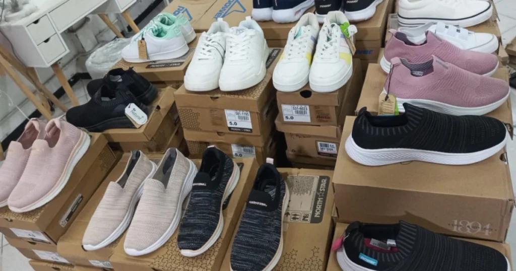Sepatu Bata dijual murah di Bazar Diskonmax